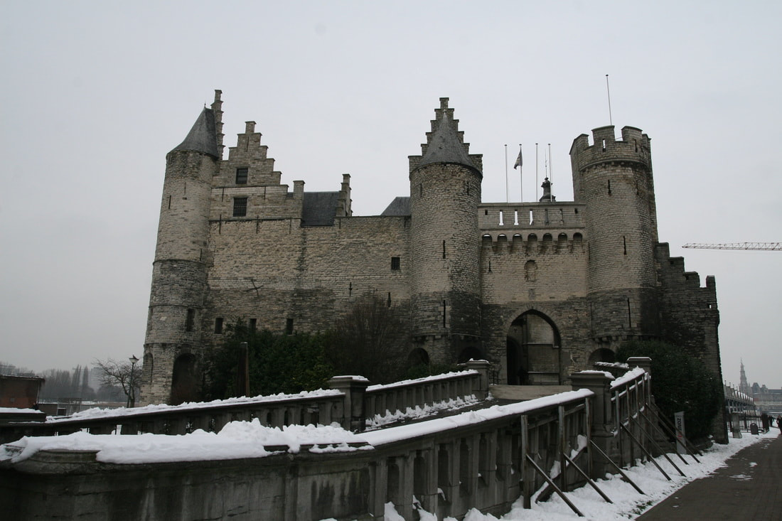 Zamek (Steen) w Anterpii. 