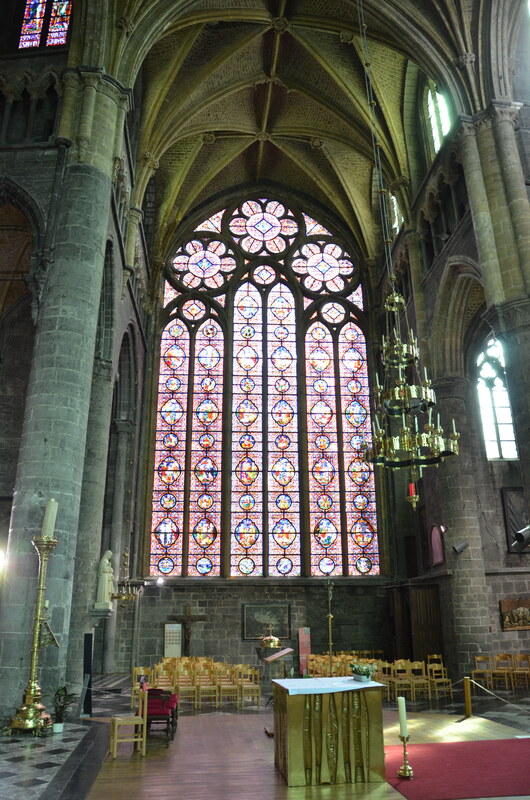 Kościół Najświętszej Marii Panny w Dinant. Belgia.
